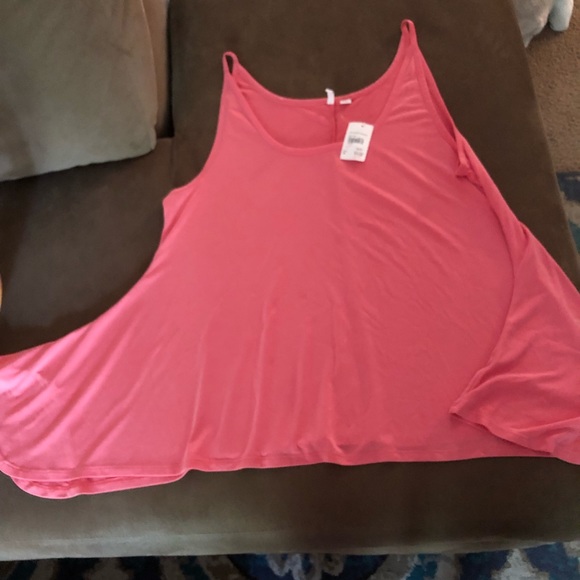 Top - Picture 2 of 2